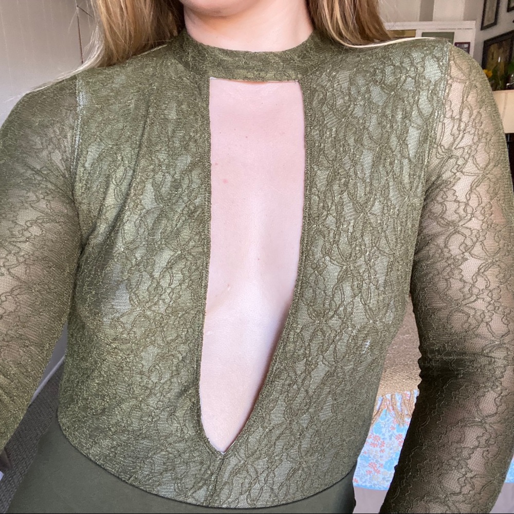 GREEN LACE LONG SLEEVE OFU BODYSUIT 💚🌱